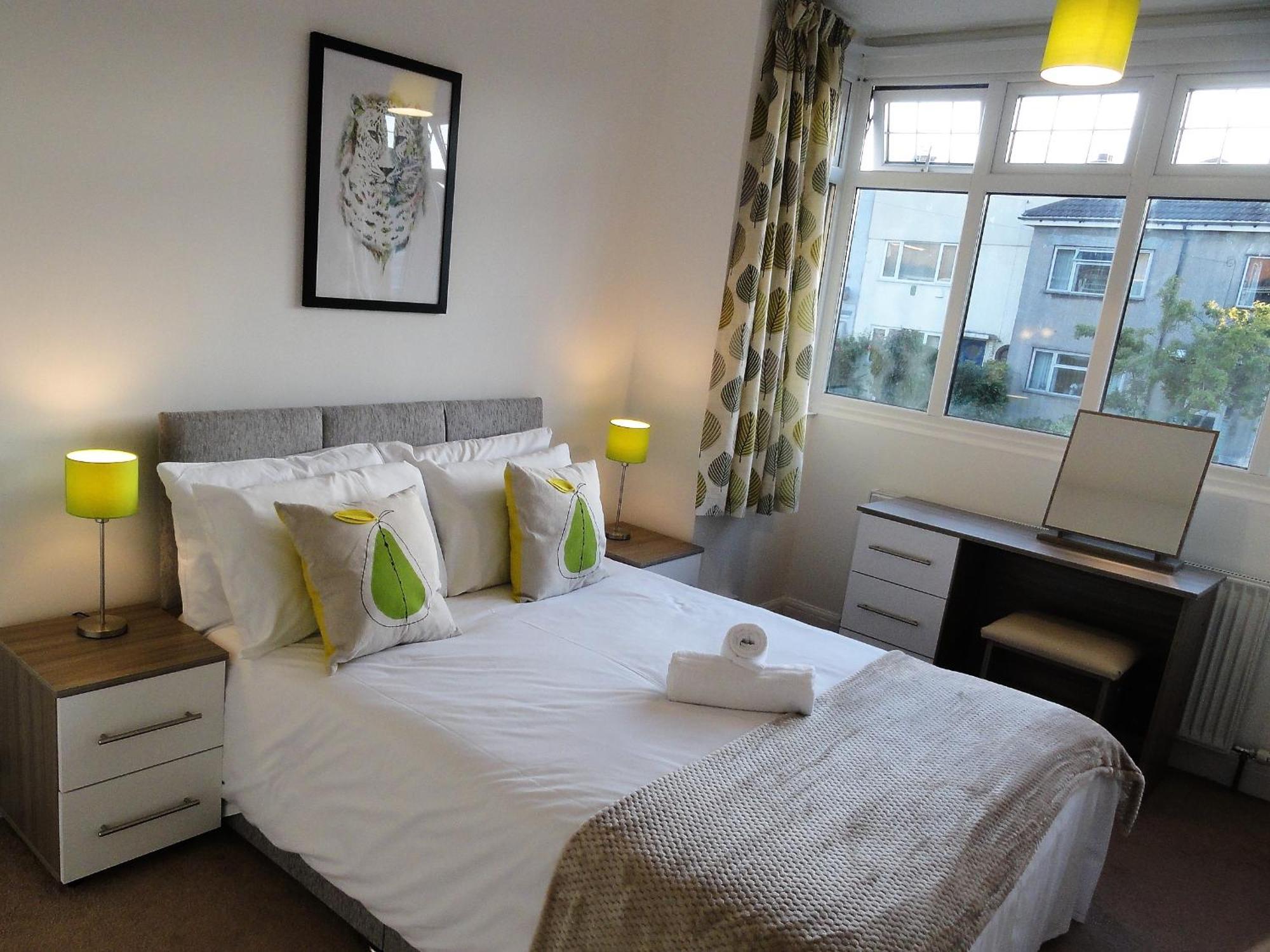 Filton House By Cliftonvalley Apartments Бристол Екстериор снимка